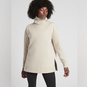 Athleta 24/7 Funnel Neck Sweatshirt Women’s Med Putty Beige Athleisure Pullover